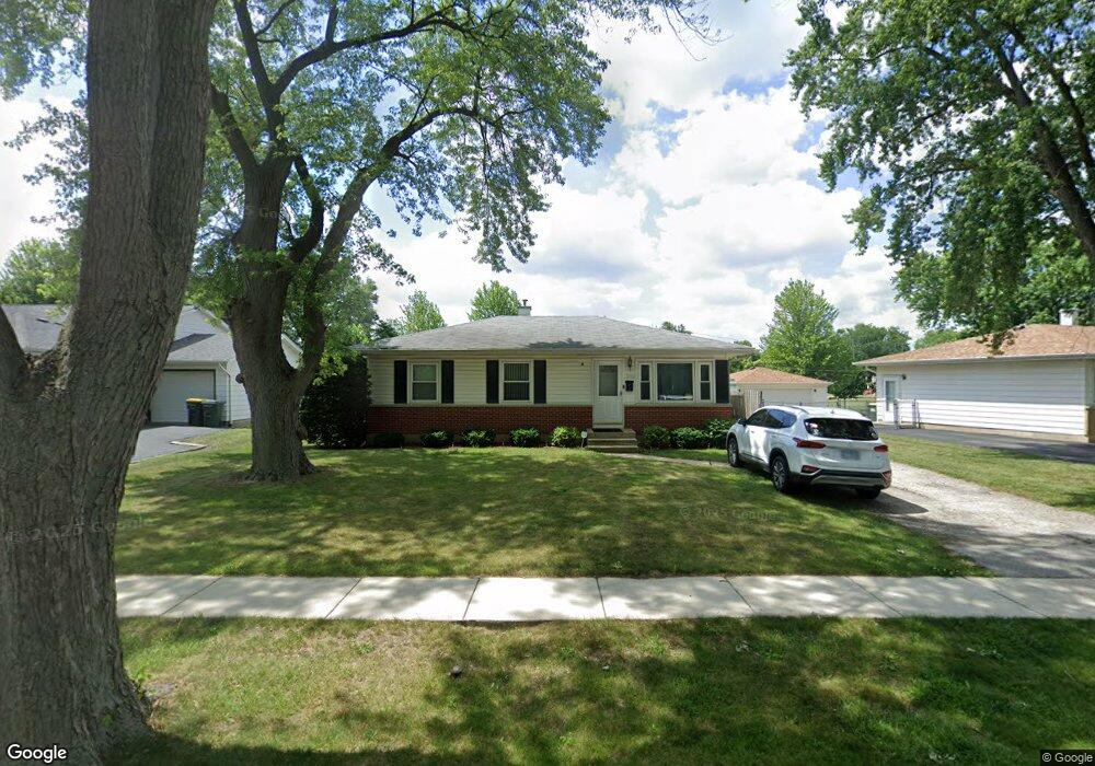 2209 Cedar St, Rolling Meadows, IL 60008 - photo 1