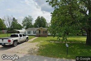516 8th St, Oswego, KS 67356