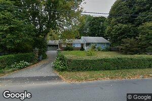 139 Eustis Ave, Newport, RI 02840