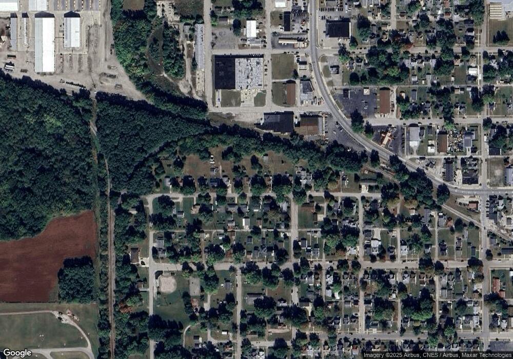 1114 van Tower Dr, Logansport, IN 46947 - photo 1