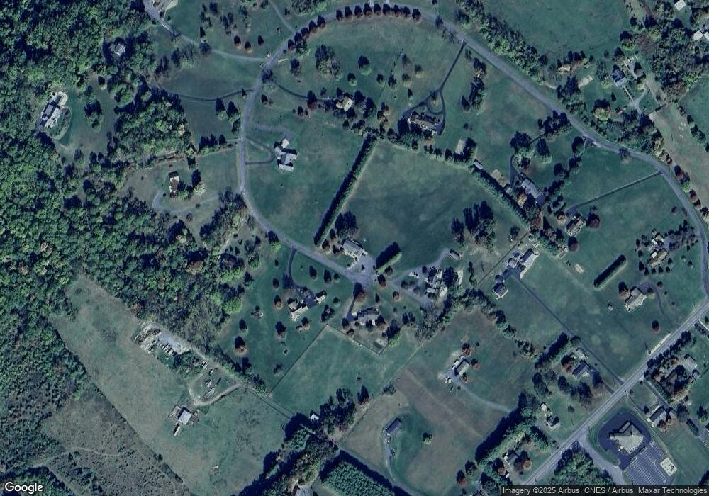 288 Foxfield Dr, Staunton, VA 24401 - photo 1