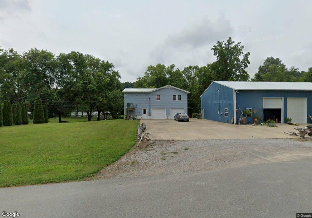 1019 Cumberland Dr, Chapmansboro, TN 37035 - photo 1