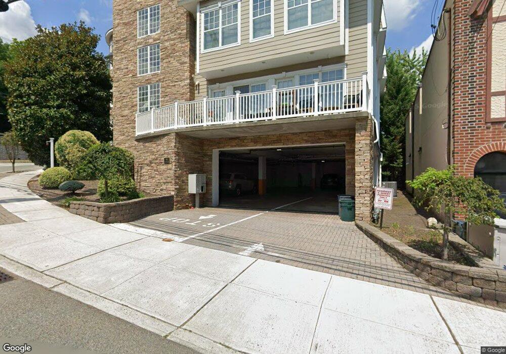 44 River Edge Rd, River Edge, NJ 07661 - photo 1