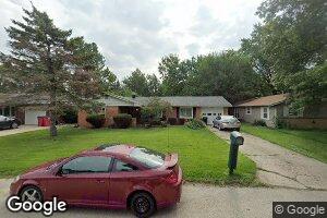 2210 Dale Dr, Champaign, IL 61821