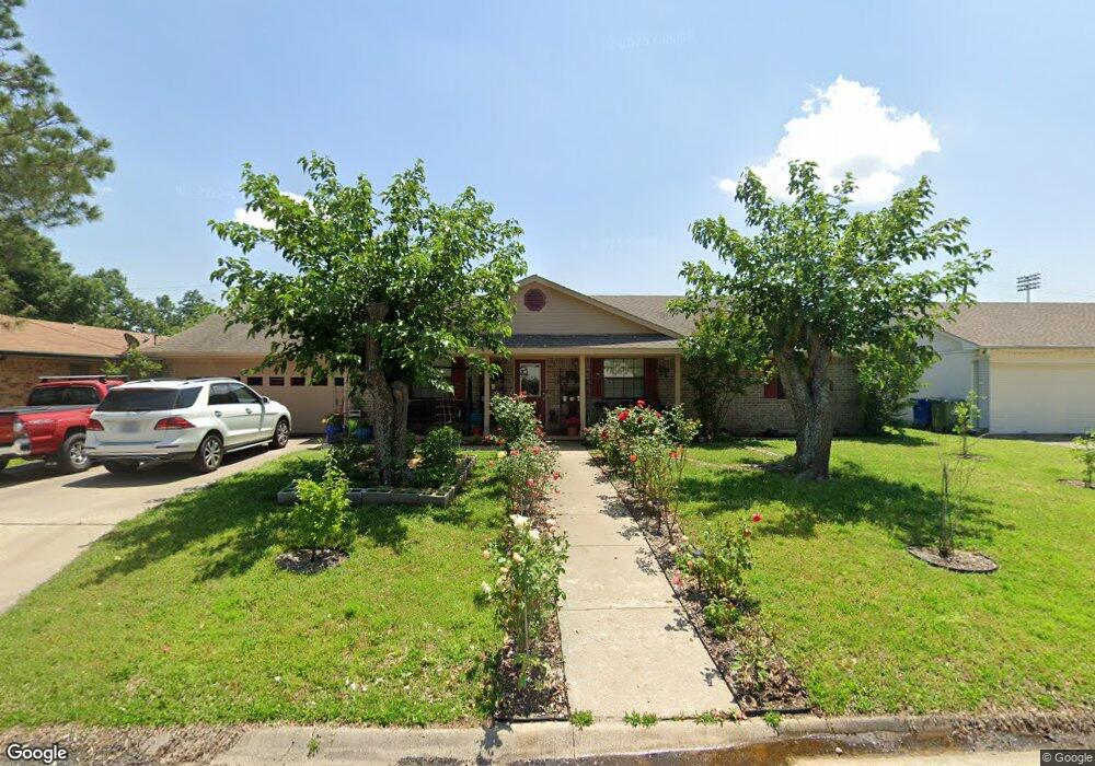 209 Texoma Dr, Whitesboro, TX 76273 - photo 1