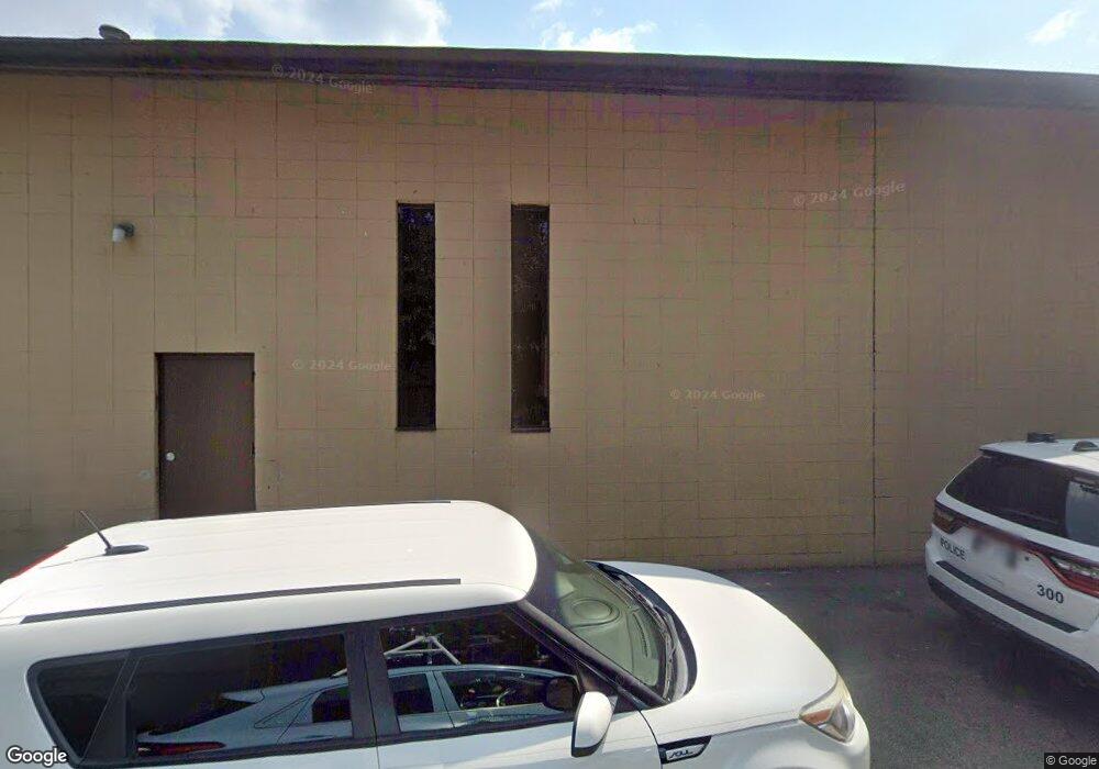 215 S Sutphin St, Middletown, OH 45044 - photo 1