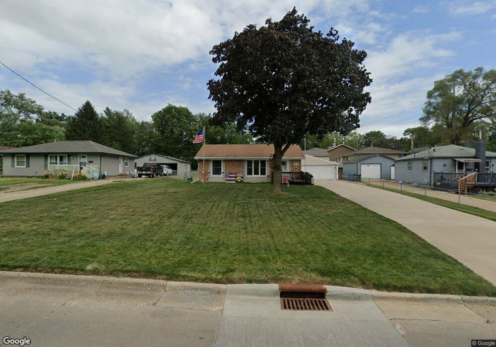 3905 SE 8th St, Des Moines, IA 50315 - photo 1