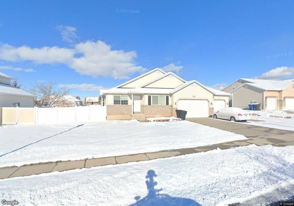 2536 W 2375 N, Clearfield, UT 84015 - photo 1