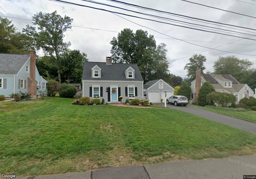 52 Ledgewood Rd, West Hartford, CT 06107 - photo 1