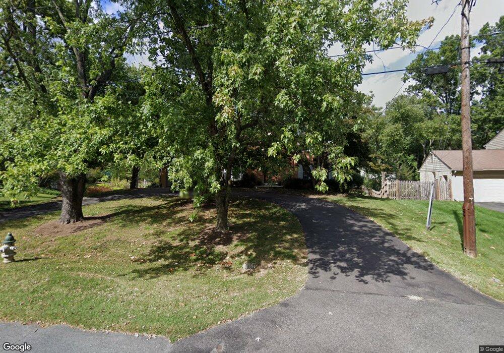 9009 Shad Ln, Potomac, MD 20854 - photo 1