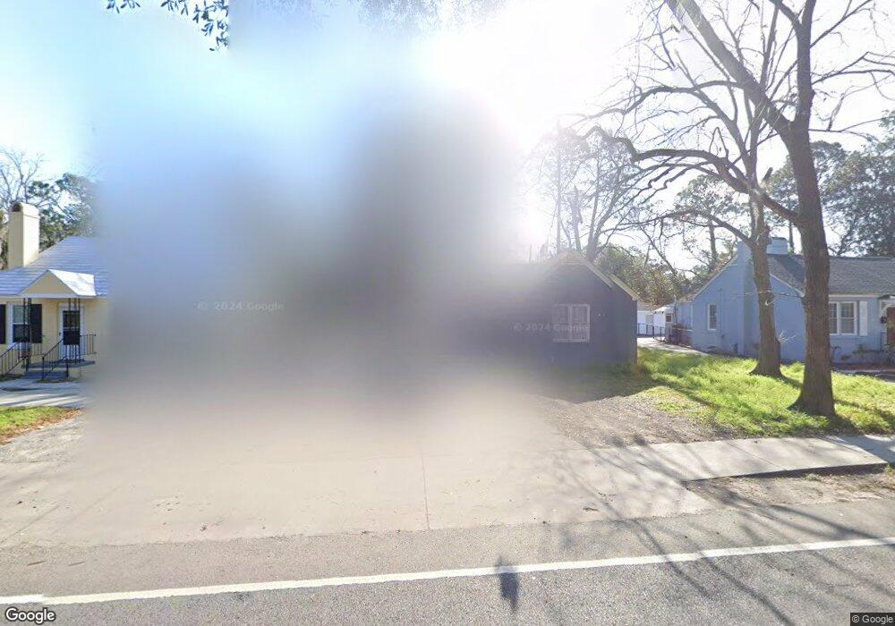 110 Bee Rd, Savannah, GA 31404 - photo 1