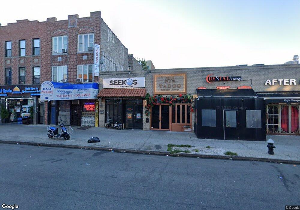 2579 Steinway St, Long Island City, NY 11103 - photo 1