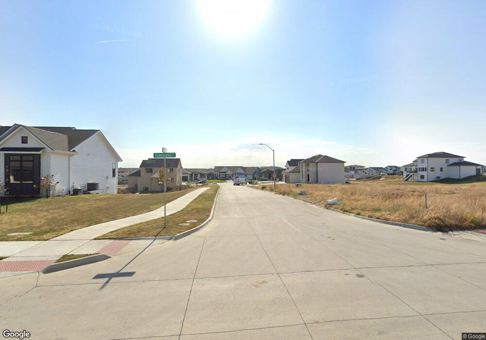 4640 NW 177th St, Clive, IA 50325 - photo 1