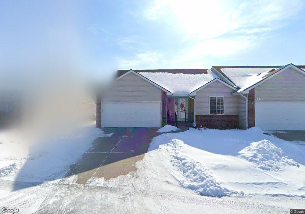 8496 Spring Brook Cir unit 44, Davison, MI 48423 - photo 1