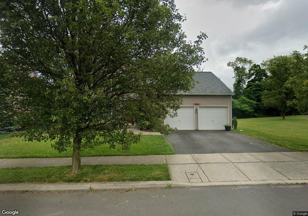 2065 Strathmore Dr, Macungie, PA 18062 - photo 1