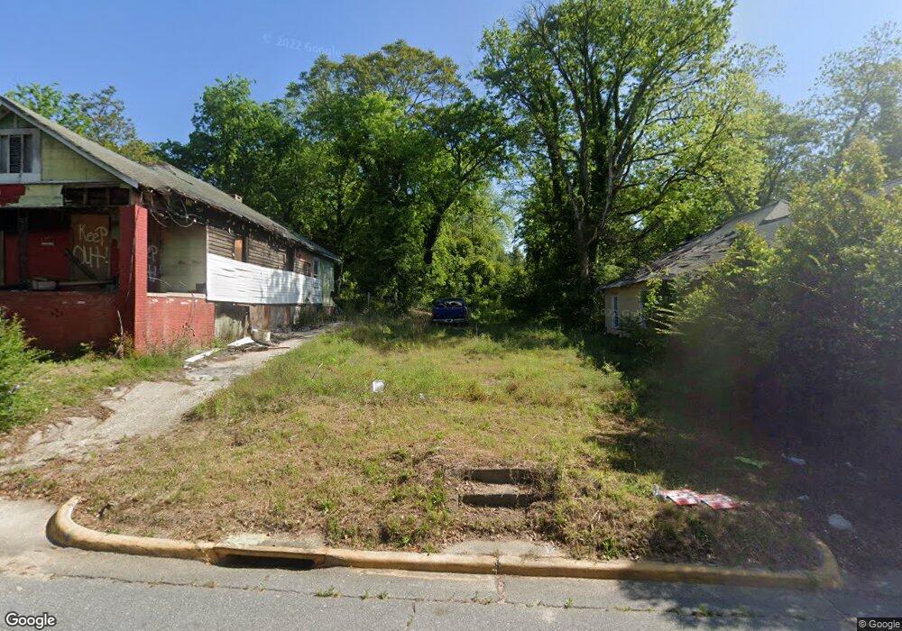 653 Pebble St, Macon, GA 31201 - photo 1