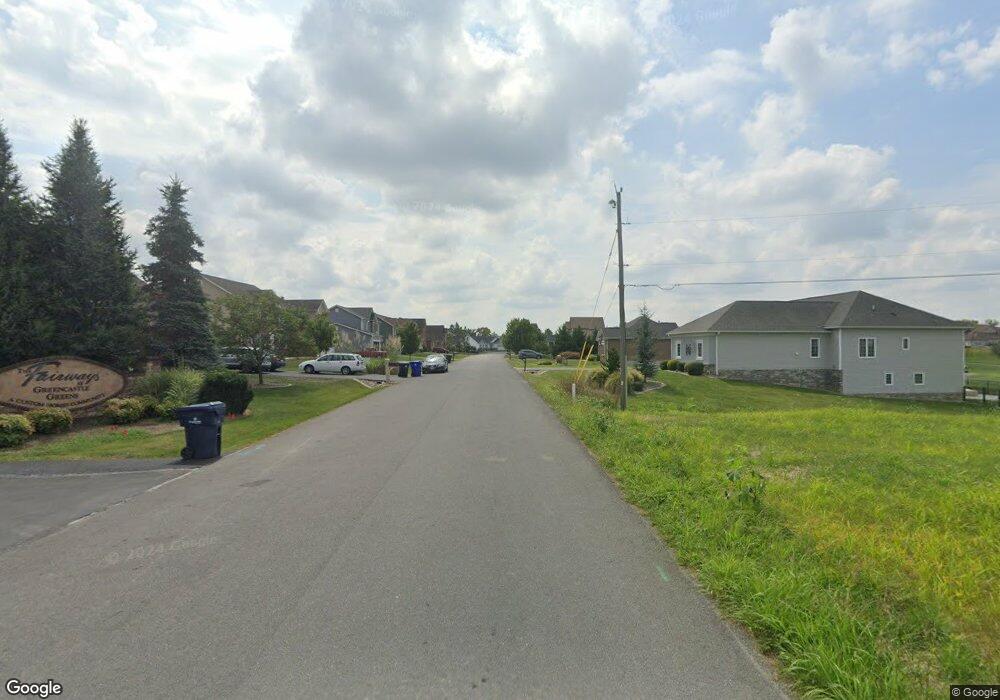 606 Shannon Dr S, Greencastle, PA 17225 - photo 1