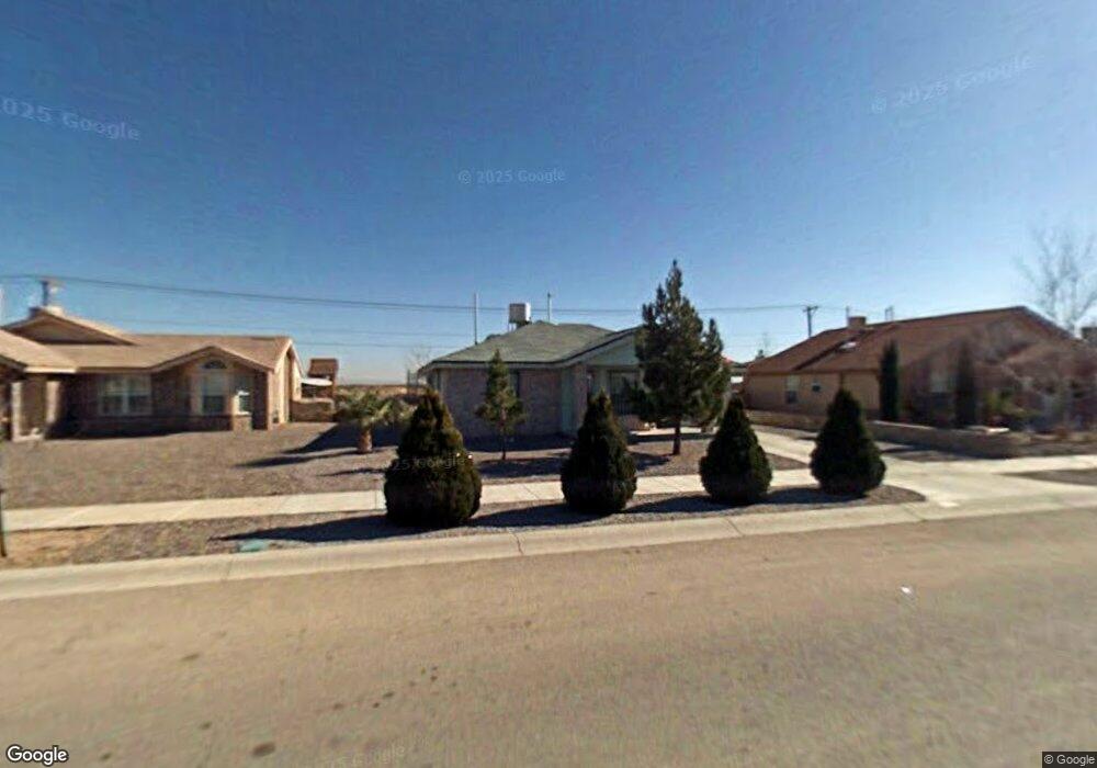 440 Tierra Linda Dr, Horizon City, TX 79928 - photo 1