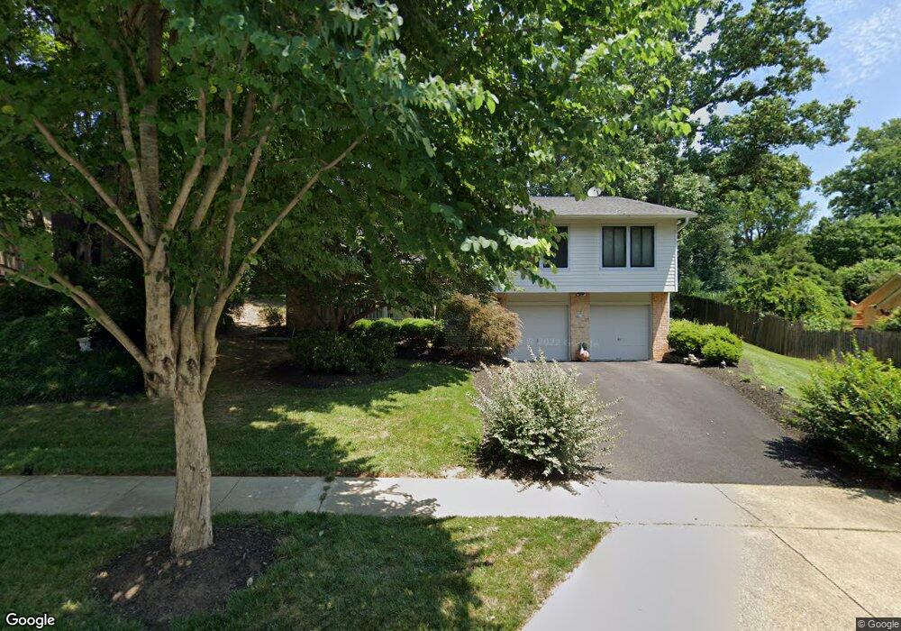 17 Locks Pond Ct, Potomac, MD 20854 - photo 1