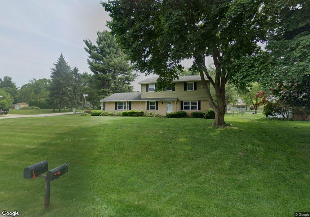 53150 Oakton Dr, South Bend, IN 46635 - photo 1