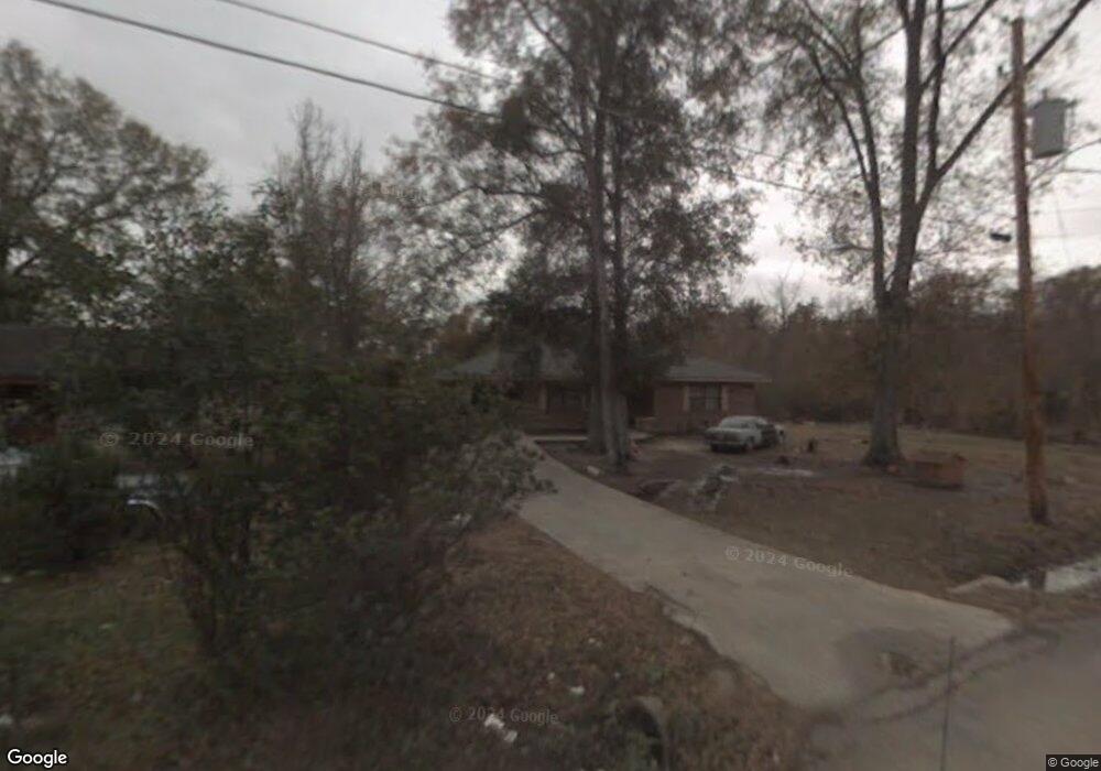 811 Jarrell St, Picayune, MS 39466 - photo 1