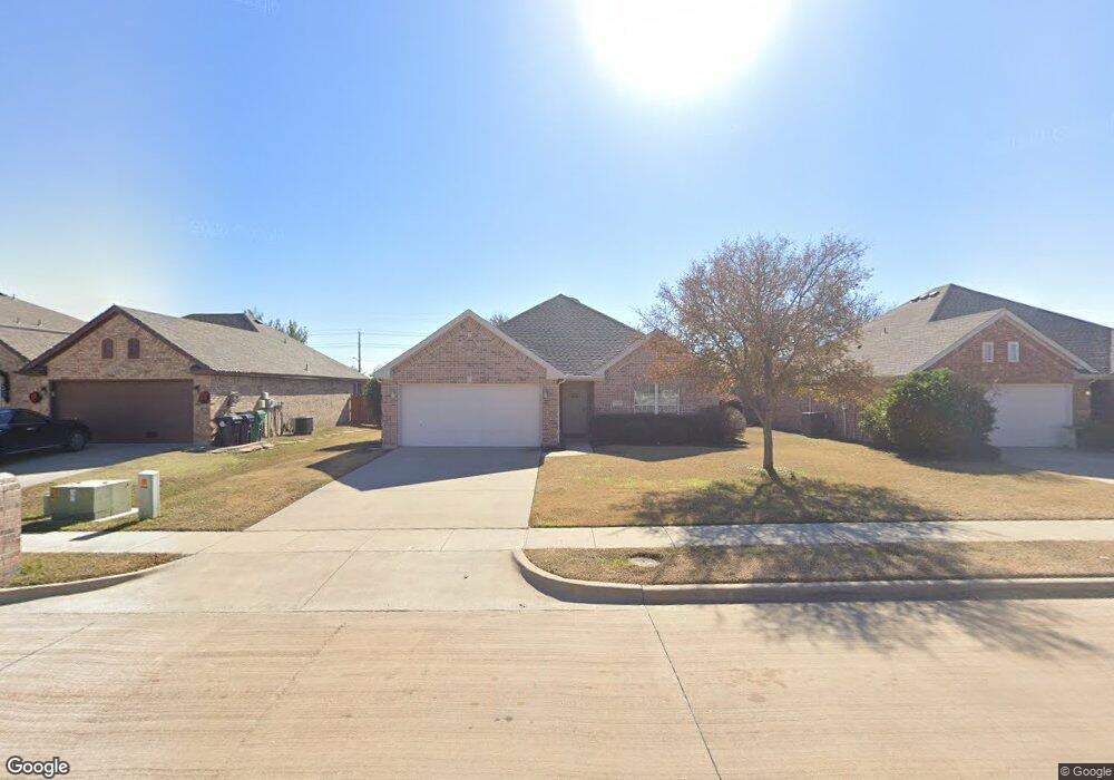 2008 Mark Twain Ln, Denton, TX 76210 - photo 1