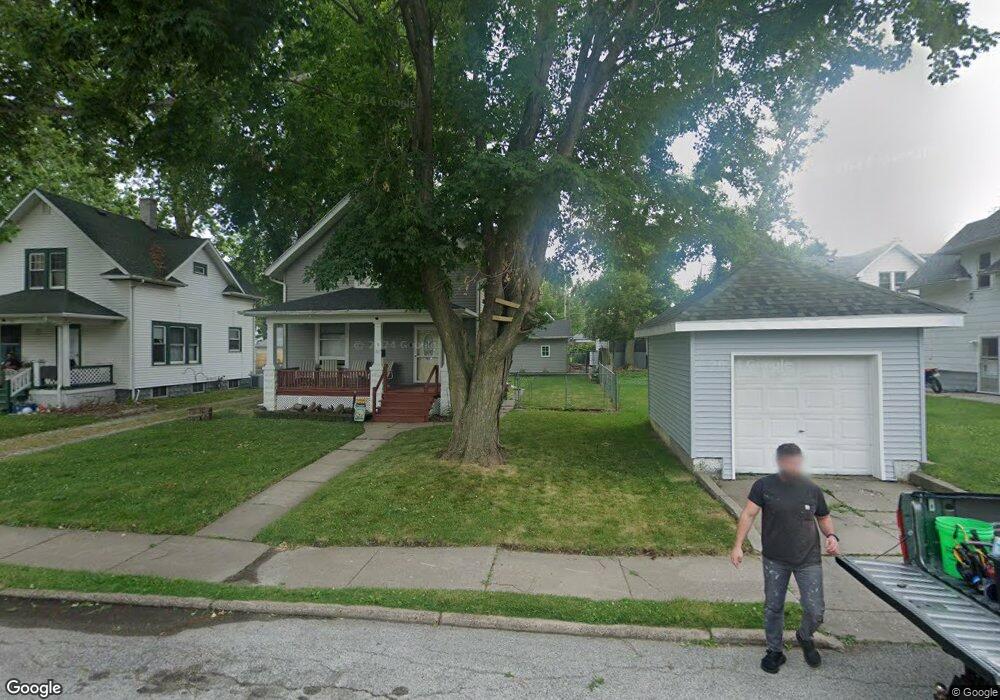 1447 W High St, Davenport, IA 52804 - photo 1
