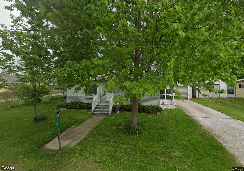 603 Wayne St, Howe, IN 46746 - photo 1