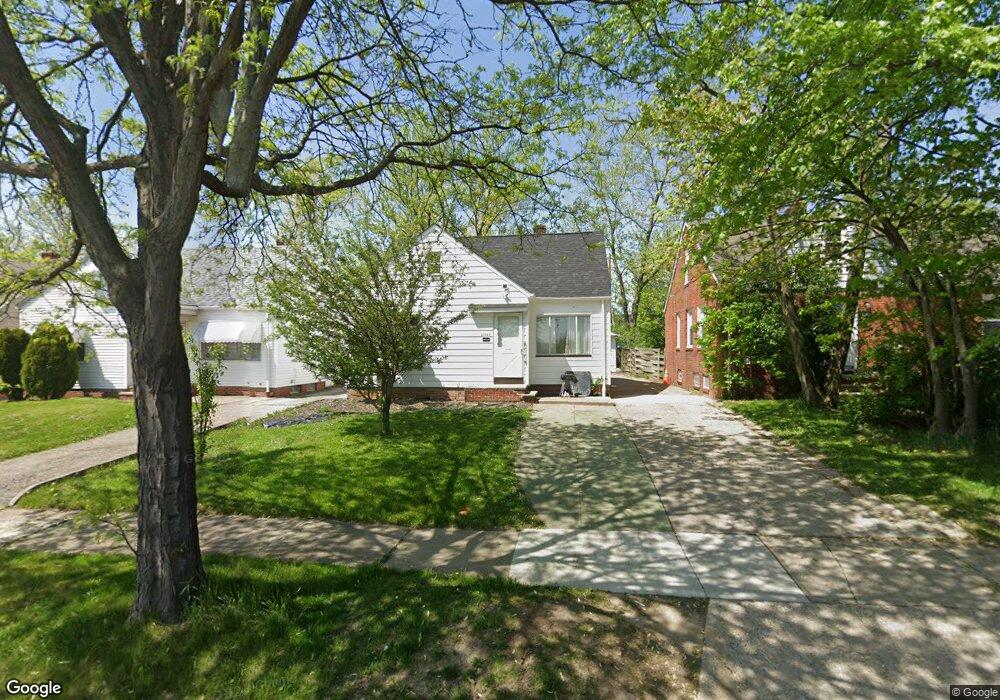 21519 Libby Rd, Maple Heights, OH 44137 - photo 1