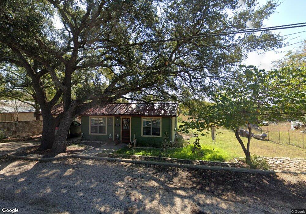 1161 W Live Oak St, Fredericksburg, TX 78624 - photo 1