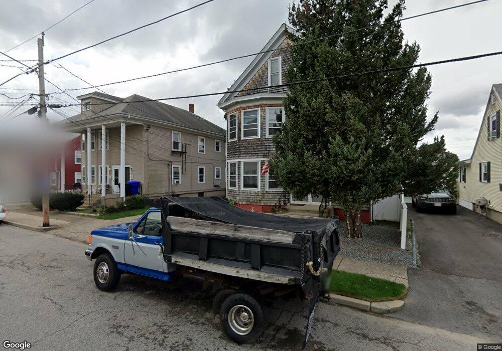 44 Booth Ave, Pawtucket, RI 02861 - photo 1