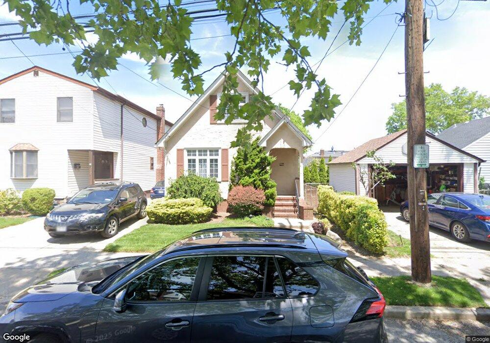 958 Gabriel Ave, Franklin Square, NY 11010 - photo 1