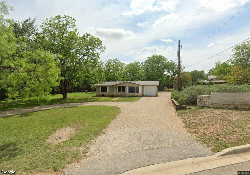 401 Whitney St, Fredericksburg, TX 78624 - photo 1