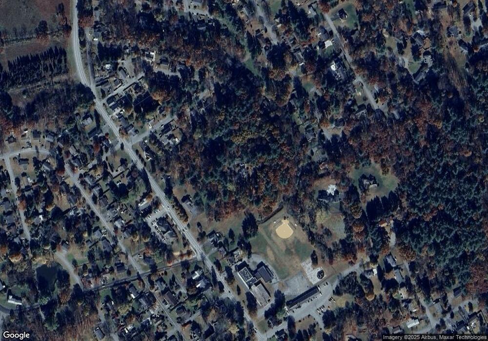 2124 N 5th St, Stroudsburg, PA 18360 - photo 1