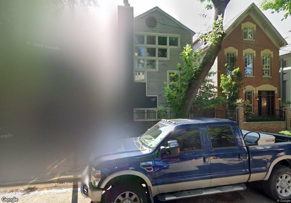 1910 N Howe St, Chicago, IL 60614 - photo 1