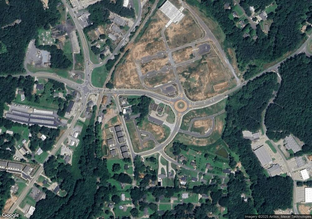 100 Hickory Cir unit 1, Holly Springs, GA 30115 - photo 1