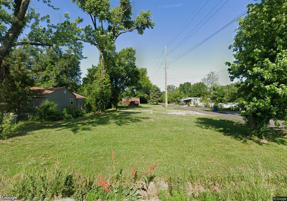 130 Arnold St, Collinsville, IL 62234 - photo 1