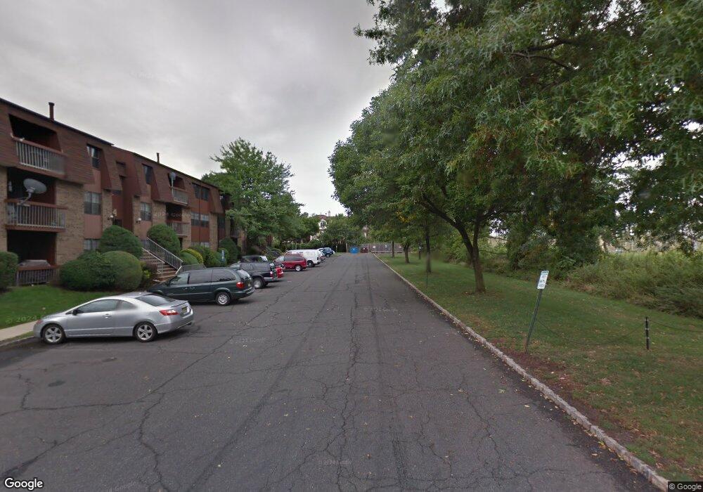 299C Alpine Way, Woodbridge, NJ 07095 - photo 1