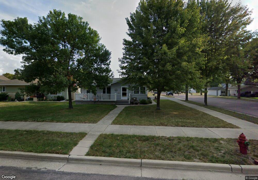 1306 N Payne St, New Ulm, MN 56073 - photo 1