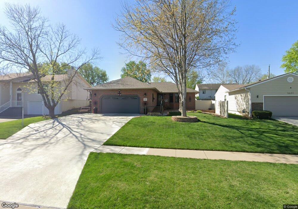5617 SW 36th St, Topeka, KS 66614 - photo 1
