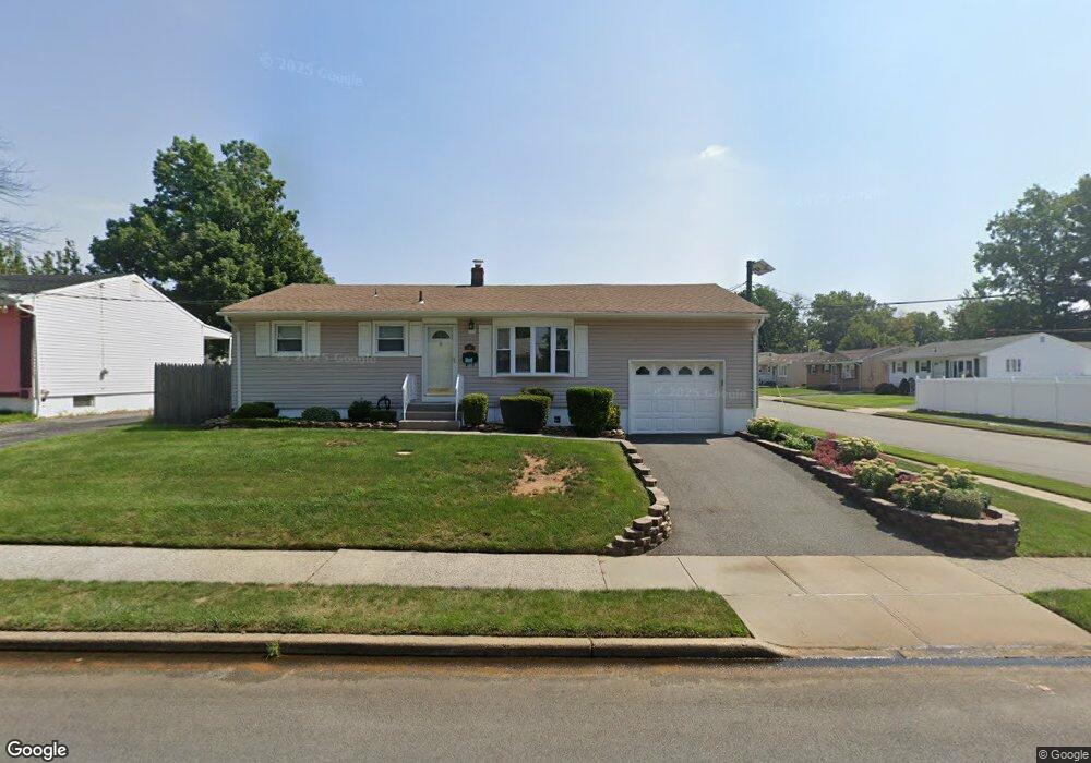 30 Gateway Ave, Iselin, NJ 08830 - photo 1