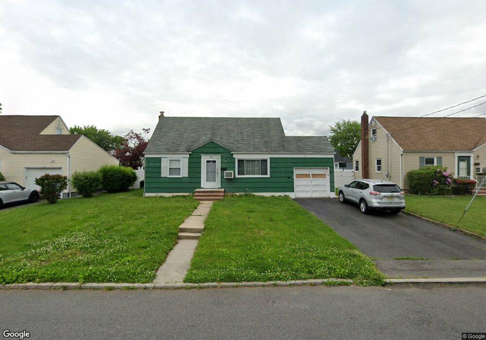 435 Amherst Rd, Linden, NJ 07036 - photo 1