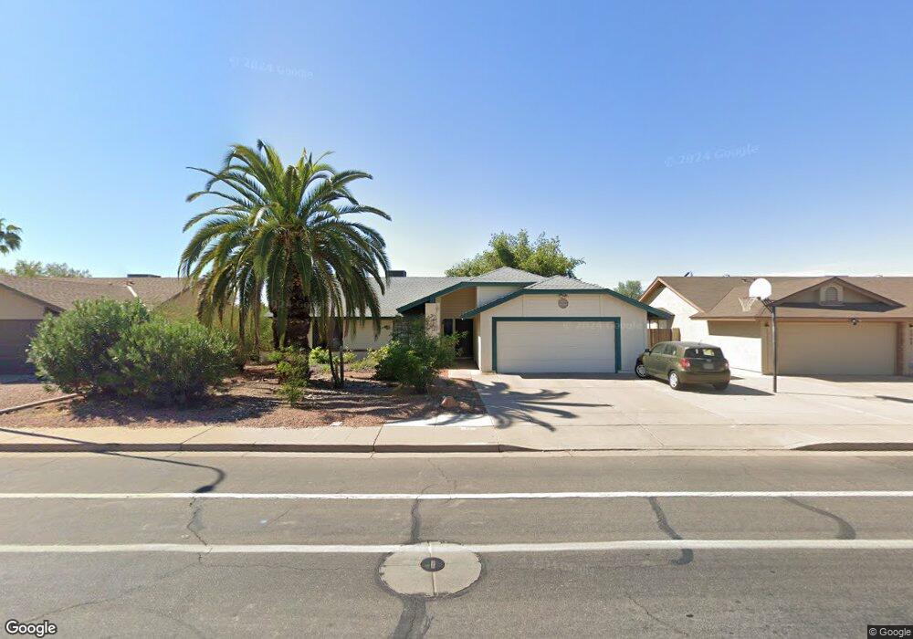 1718 N Pennington Dr, Chandler, AZ 85224 - photo 1