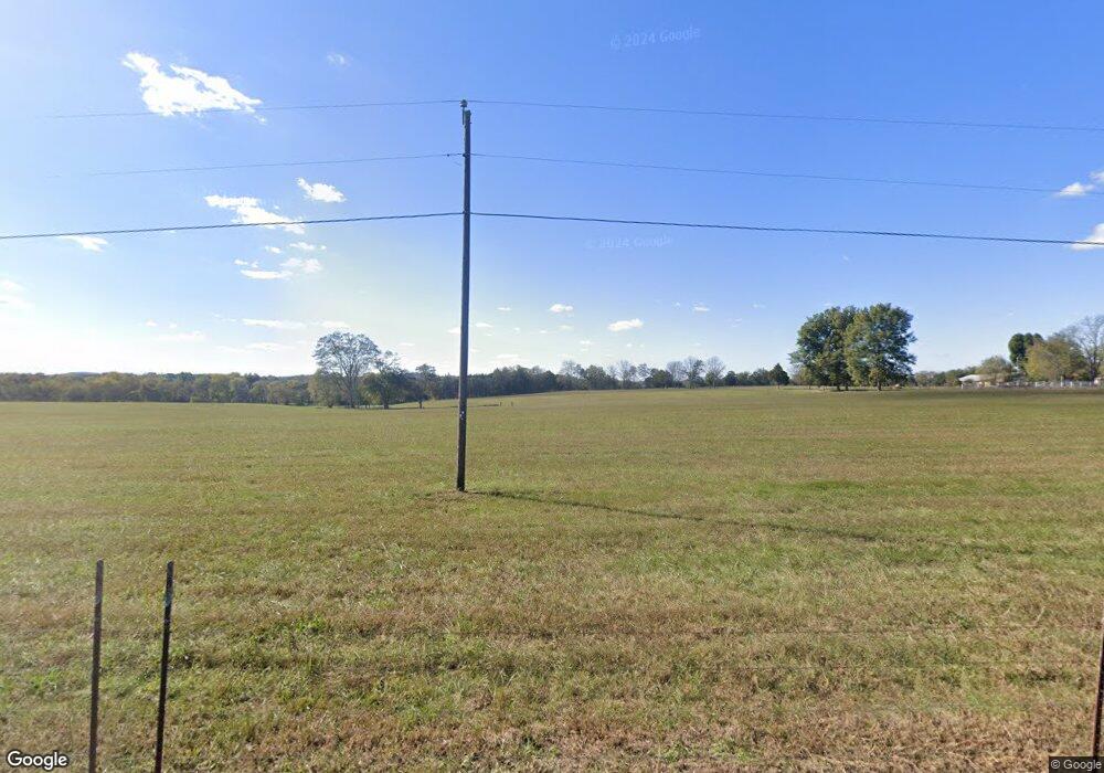 329 Simmons Rd, Shelbyville, TN 37160 - photo 1