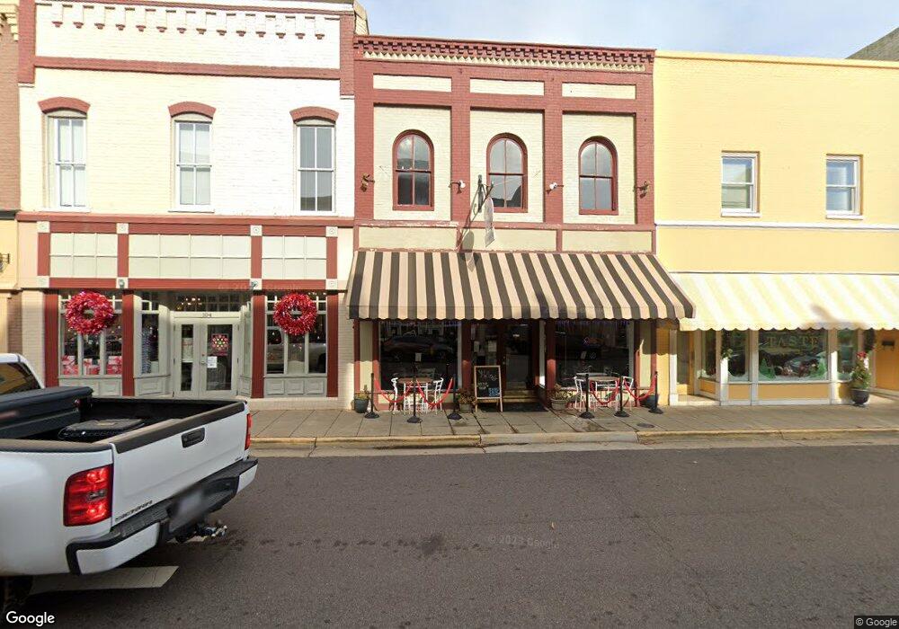 110 E Davis St, Culpeper, VA 22701 - photo 1