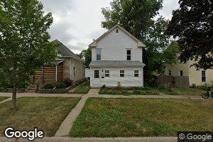609 9th Ave SE, Cedar Rapids, IA 52401