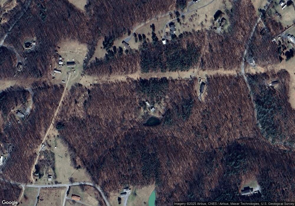 1098 New Hope Rd, Berkeley Springs, WV 25411 - photo 1