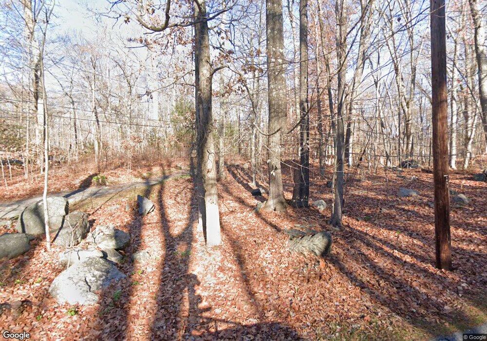 26 Plumtrees Rd, Newtown, CT 06470 - photo 1