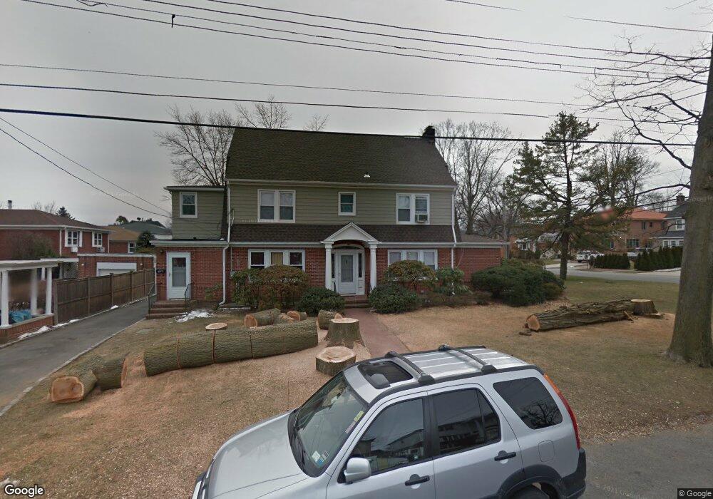 221-06 39th Ave unit 6, Bayside, NY 11361 - photo 1