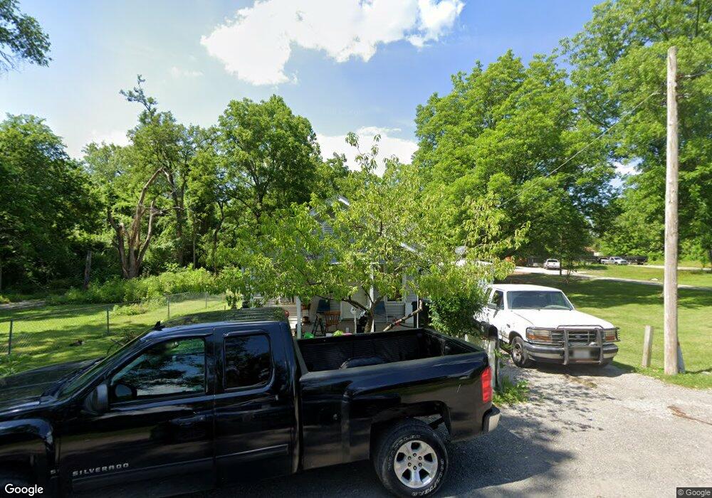 8303 Fairway Blvd, Collinsville, IL 62234 - photo 1